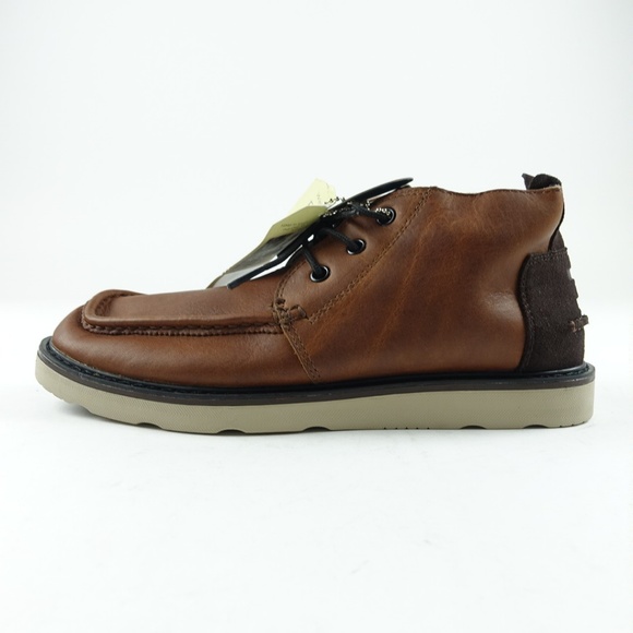 TOMS Men\'s Waterproof Leather Chukka Boots R2S4 main image 6